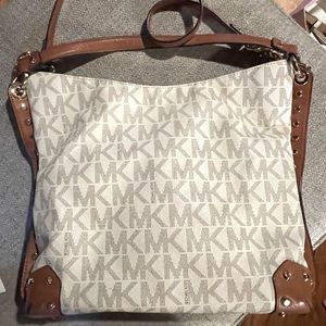 MK handbag. Great condition!